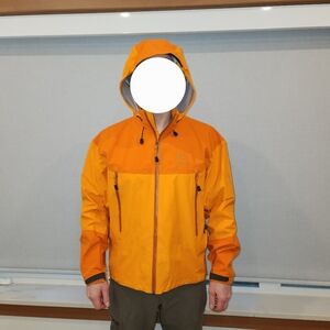 Arc'teryx Orange Raincoat Gortex